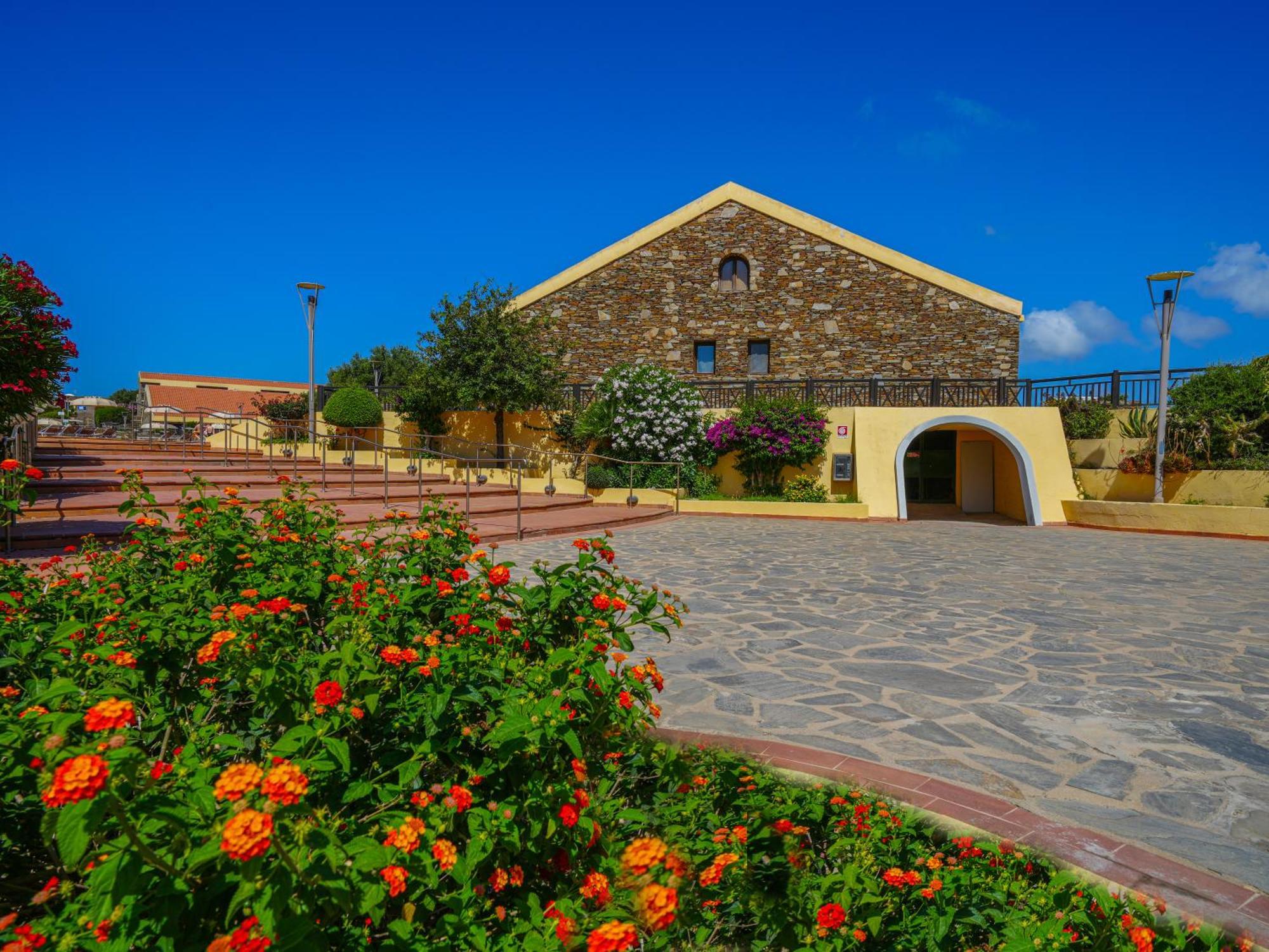 Le Tonnare Di Stintino - Beach Resort Exteriör bild